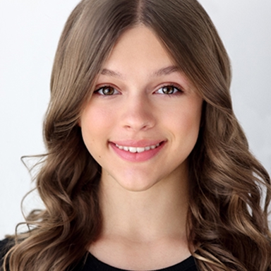 Star Lily Shentall-Lee